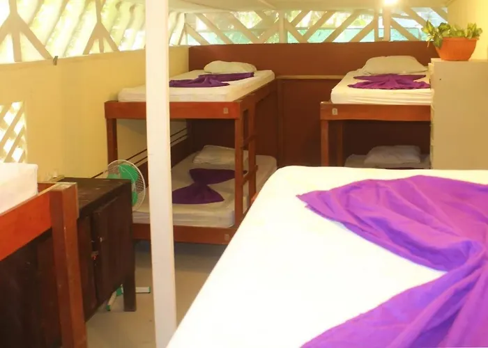 Hostal Mariposas Sámara